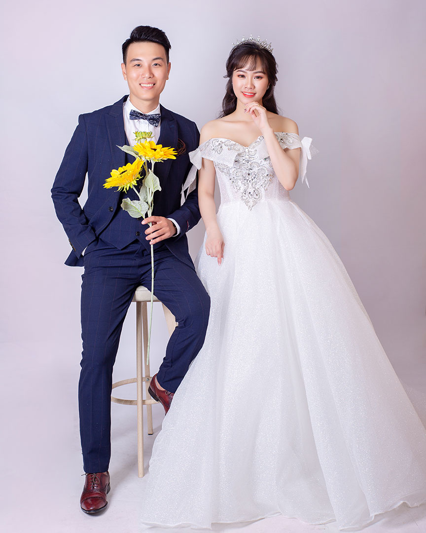 Chụp ảnh cưới tại Studio đơn giản BachTuyet Bridal
