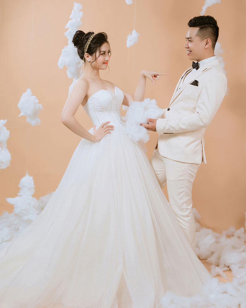Chụp ảnh cưới studio trọn gói BachTuyet Bridal