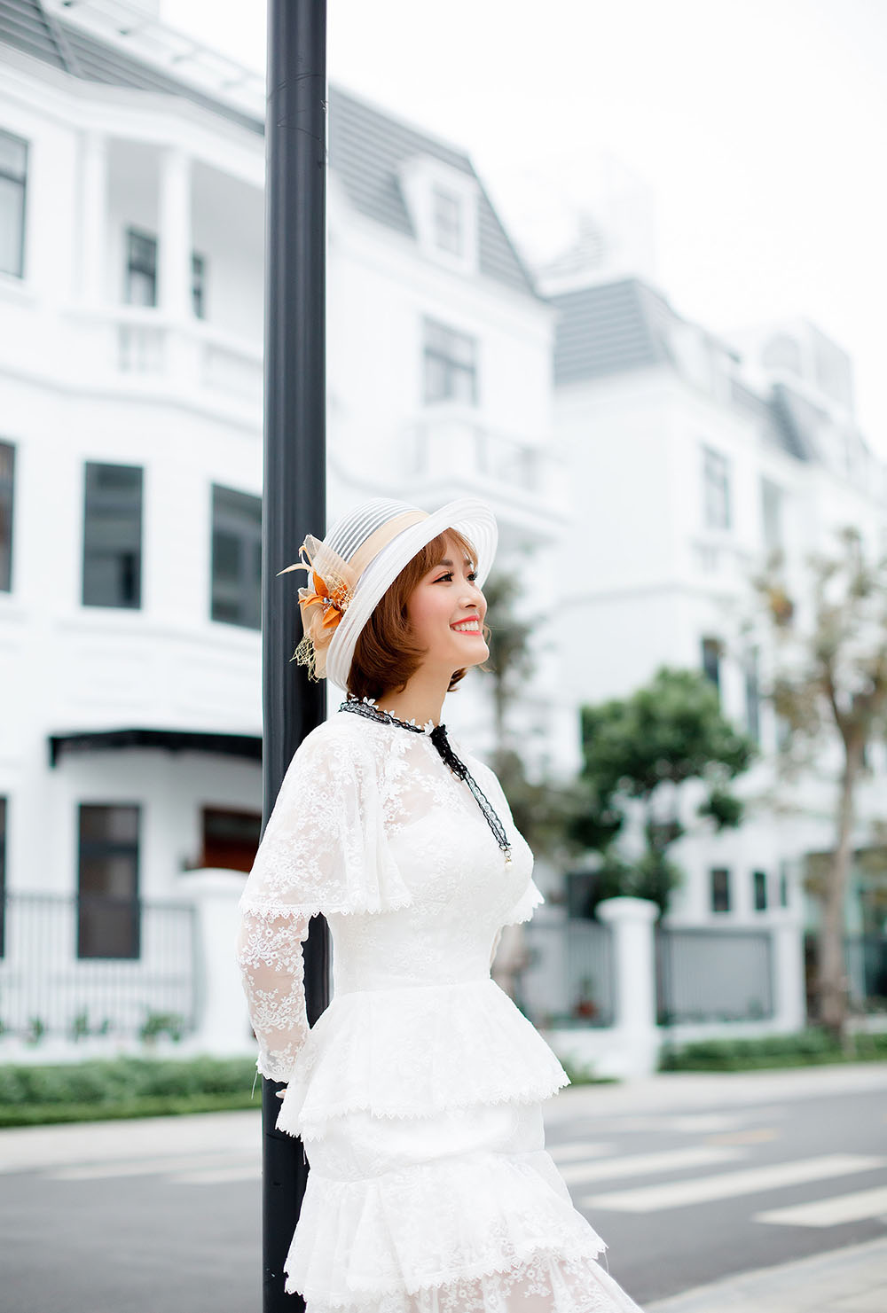 trang điểm cô dâu tone hồng cam