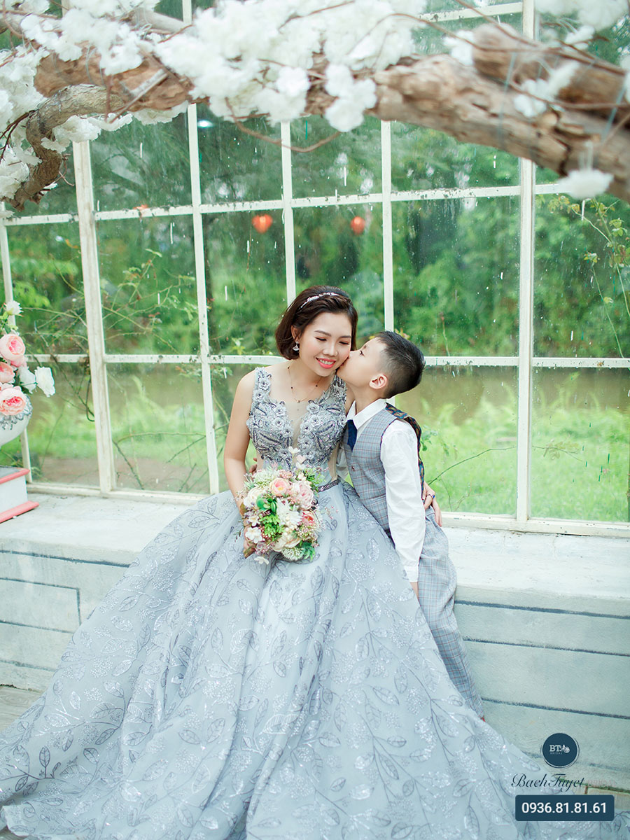 Tái hiện khung cảnh ngày cưới