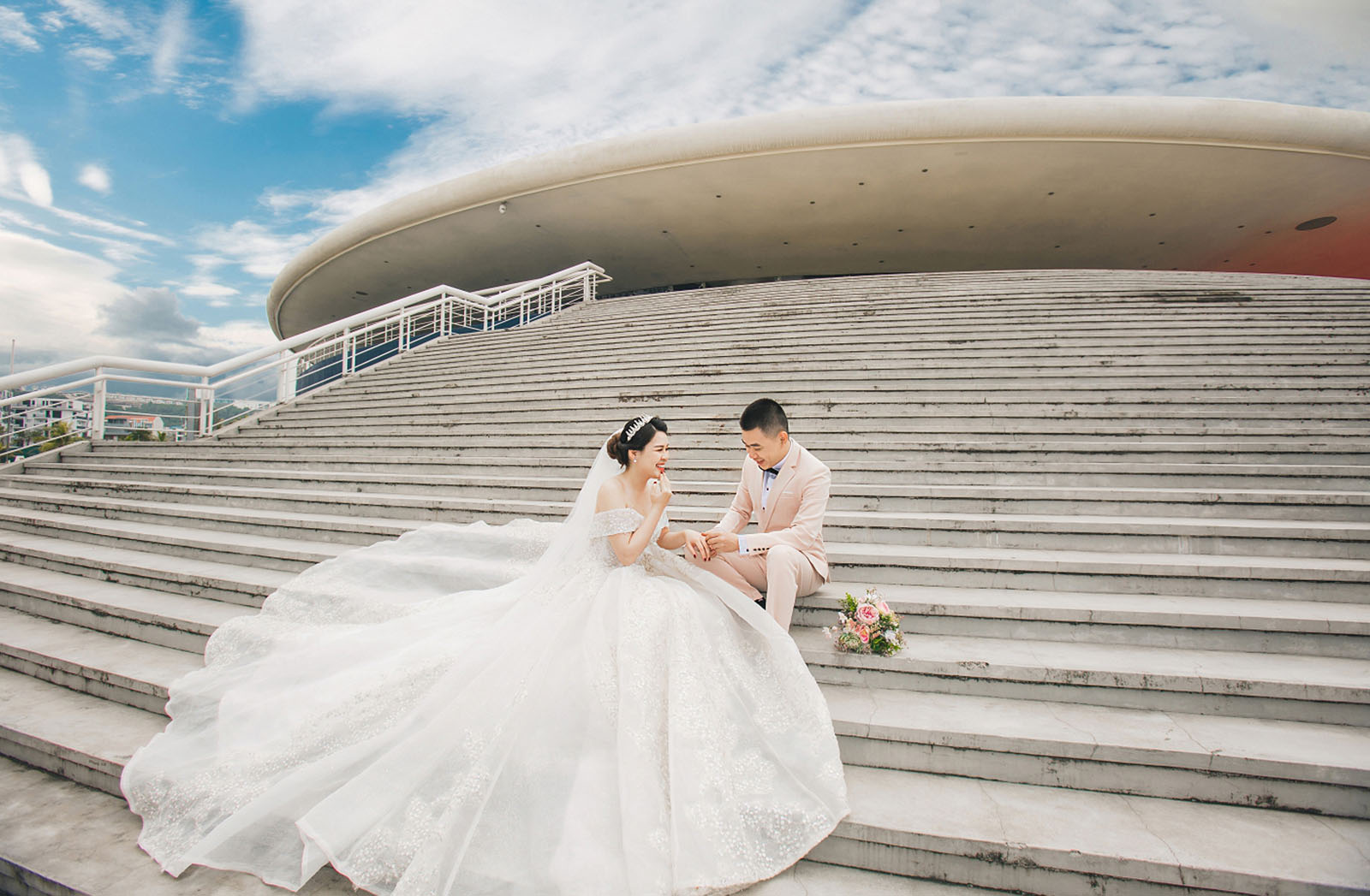 6 ý tưởng cho ảnh chụp nhẫn cưới đẹp và độc đáo nhất