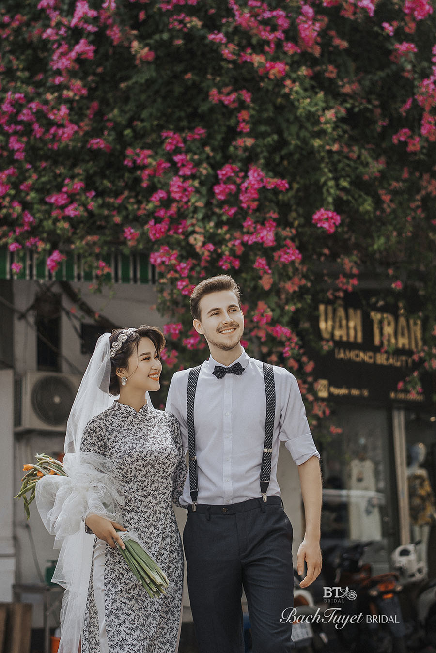 Chụp ảnh cưới áo dài truyền thống