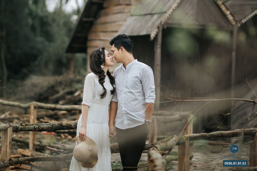 Biểu cảm tự nhiên trước ống kính