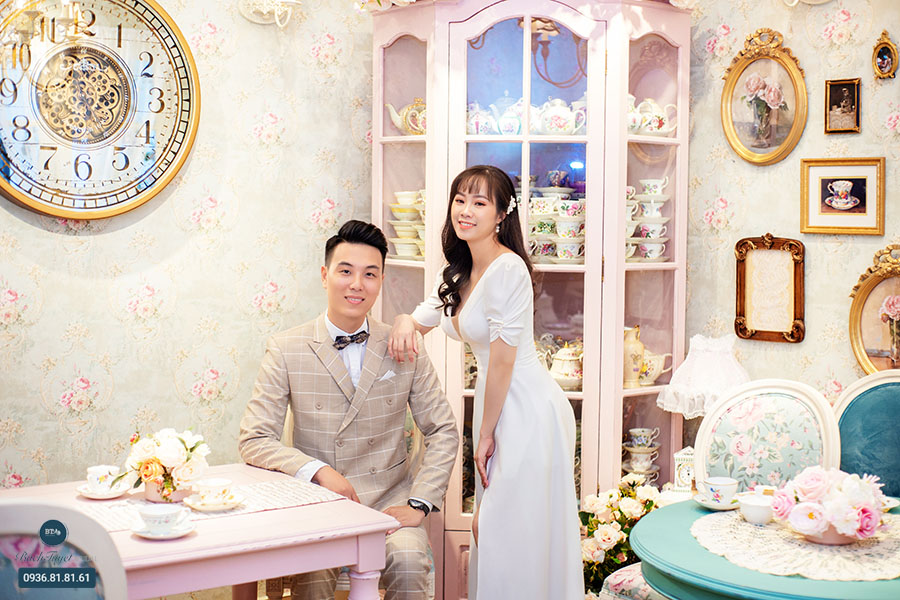 Chụp ảnh cưới lãng mạn với ý tưởng trà chiều