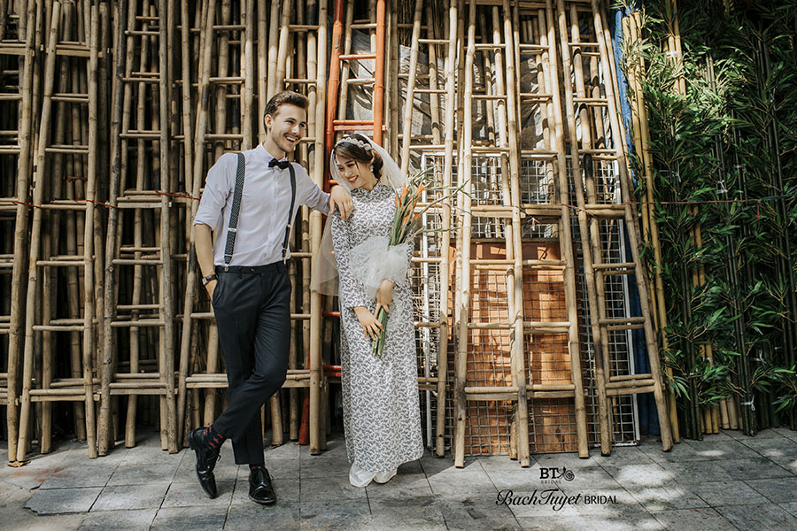 Chụp ảnh cưới ở phố cổ Hà Nội