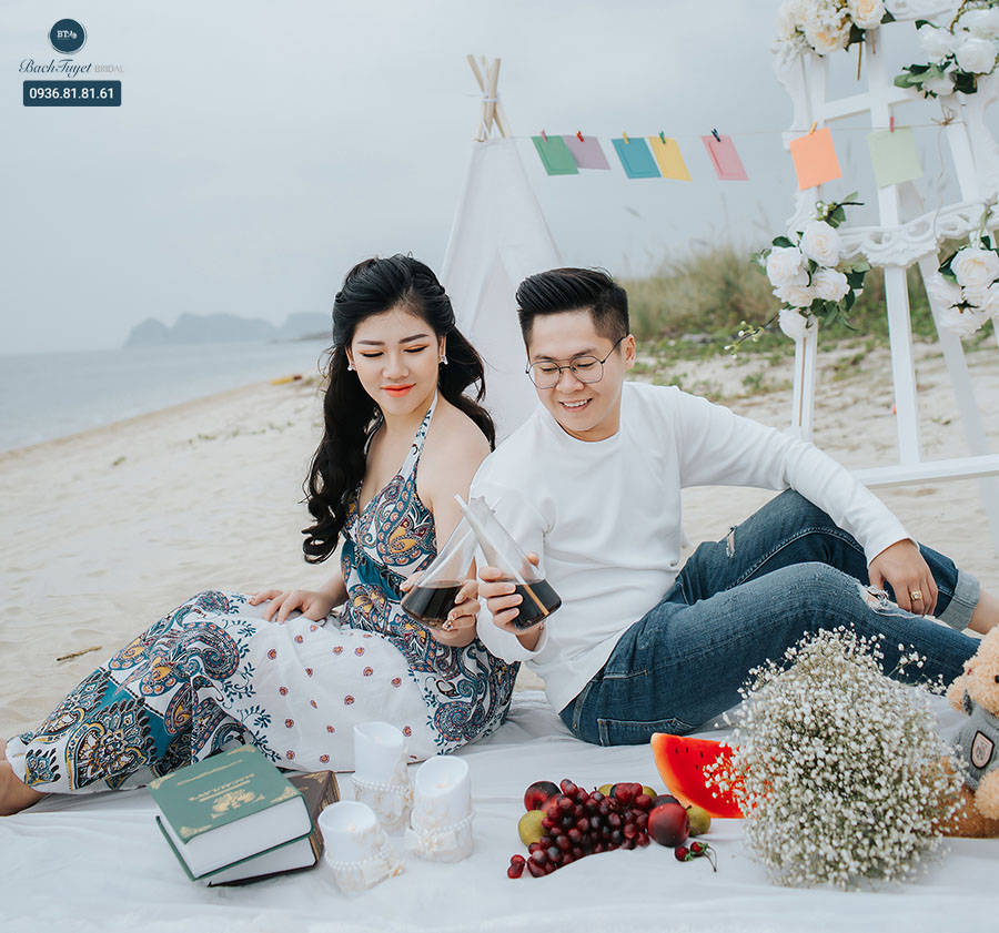 Chụp ảnh cưới ngoại cảnh biển nên mặc gì