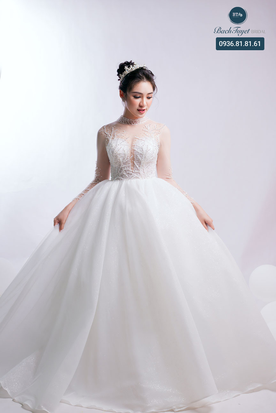 váy cưới xòe bồng