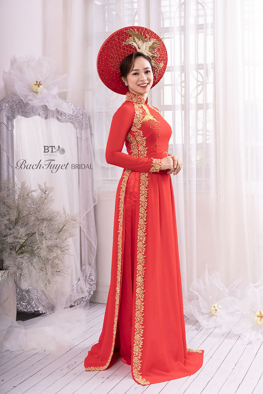 đám cưới ăn hỏi mặc gì áo dài truyền thống