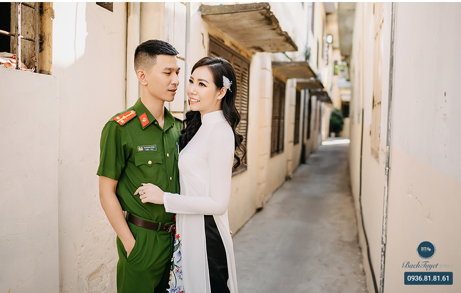 kiểu tóc cô dâu mặc áo dài xoăn bồng bềnh