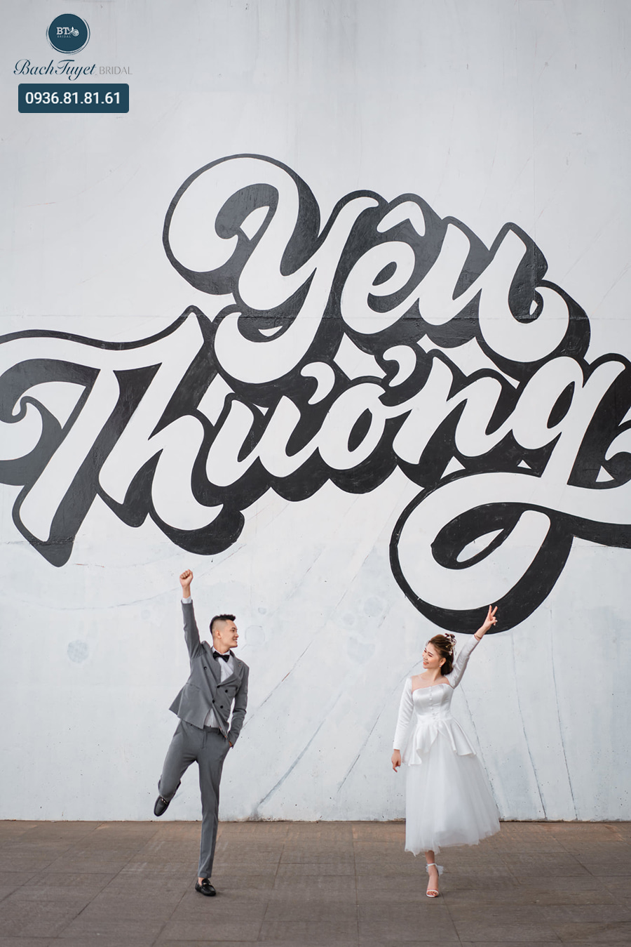 váy cưới ngắn cá tính