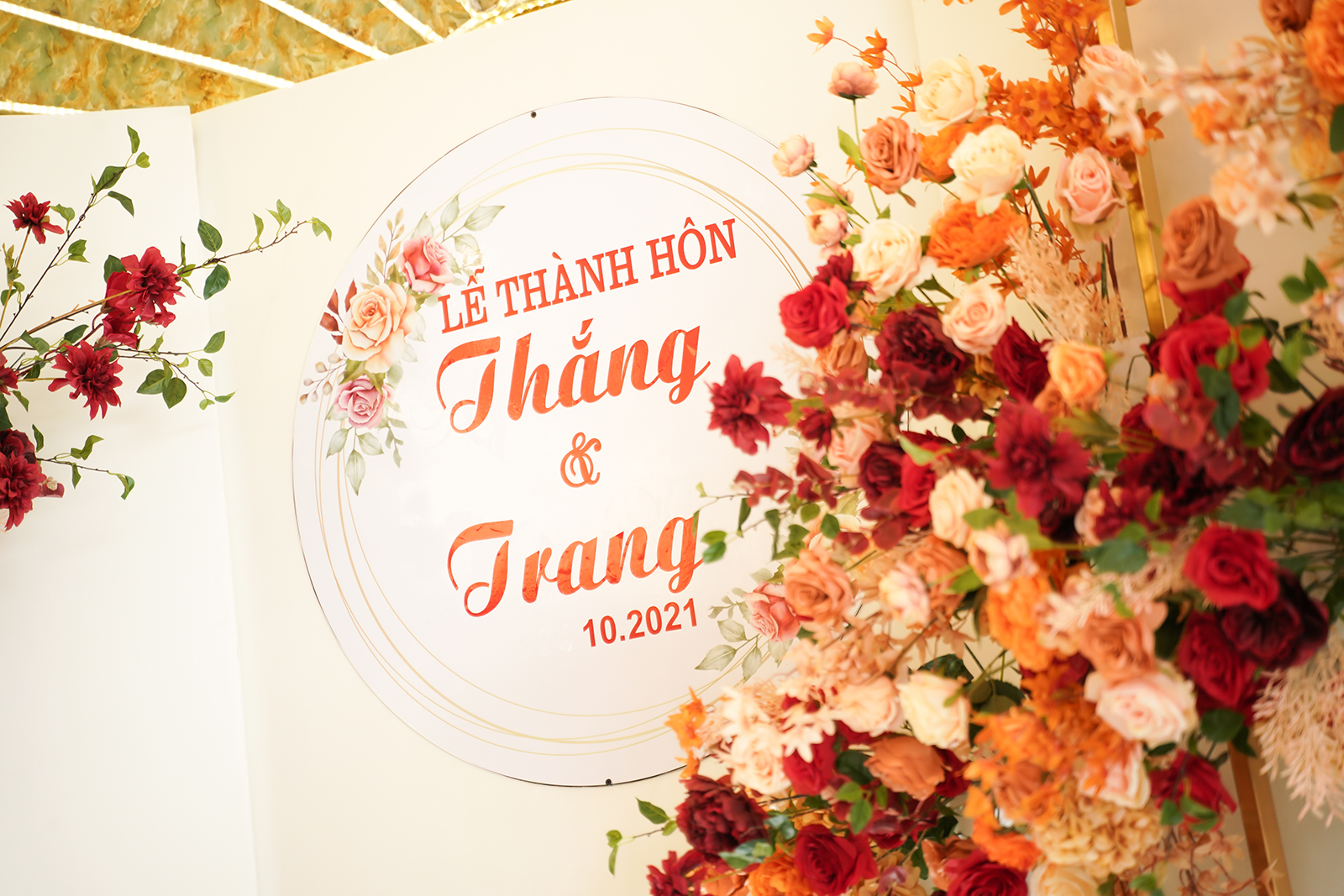 Mê mẩn với các ý tưởng trang trí phòng cưới siêu lãng mạn, ấm áp