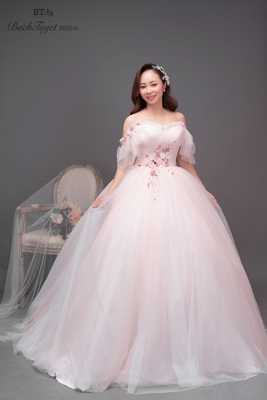 Vải voan may váy cưới