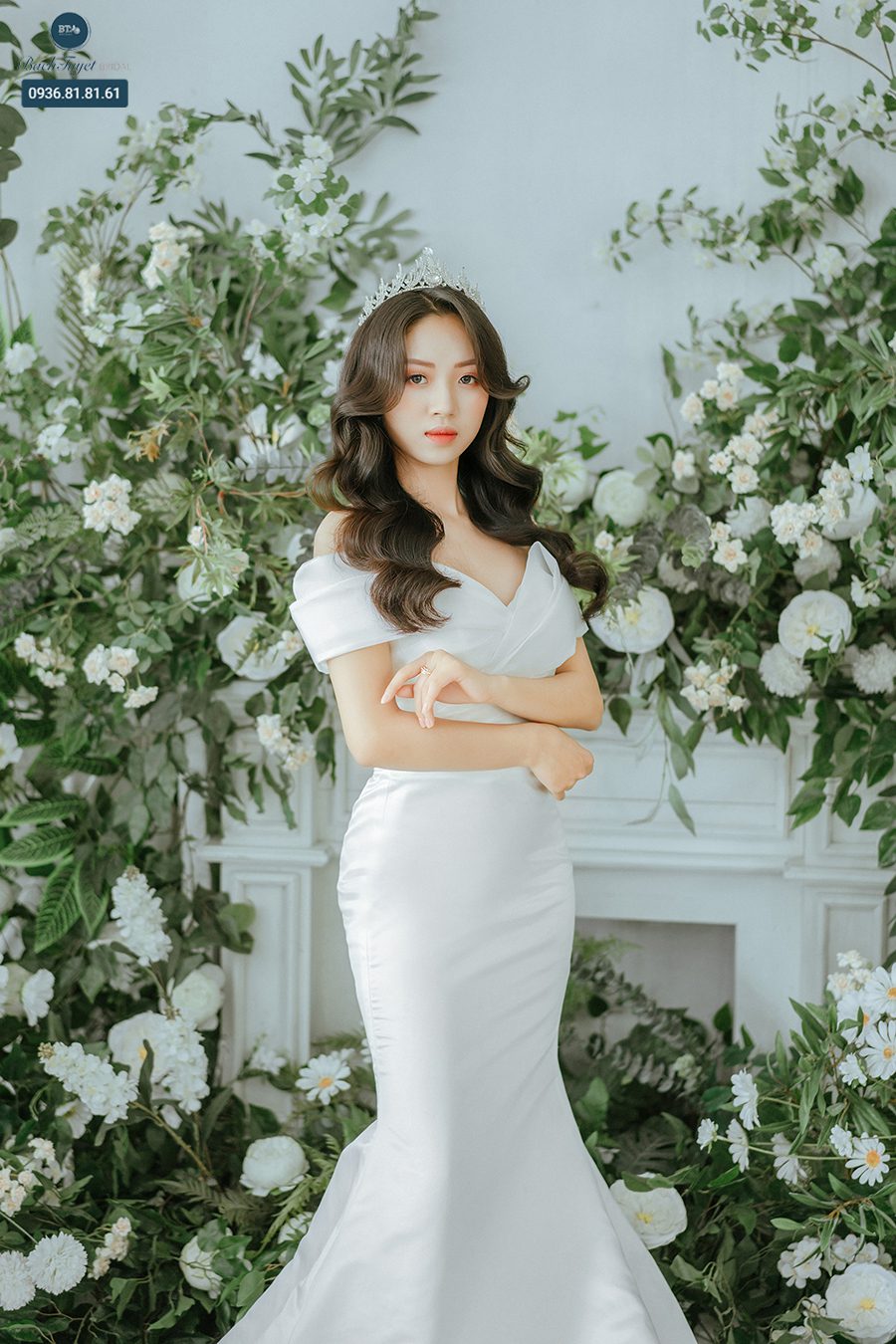 kiểu tóc xõa dài gợn sóng