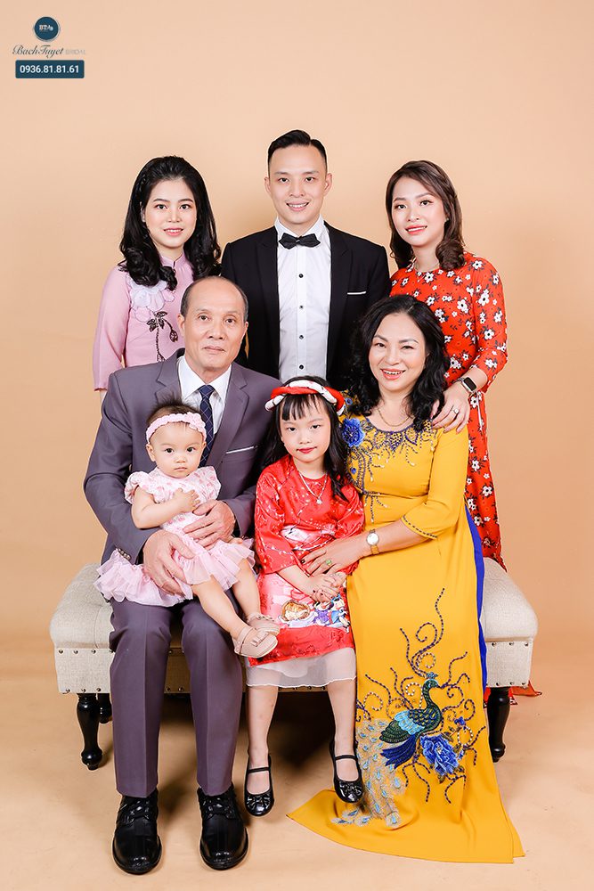 Ảnh chụp gia đình nhiều thế hệ