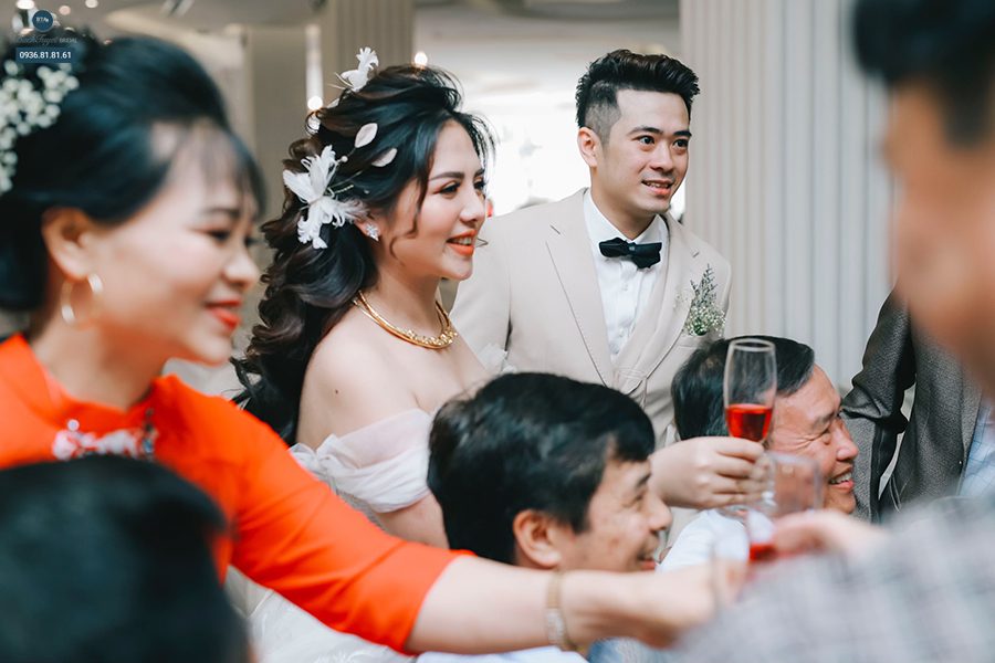 Giữ tinh thần thoải mái trong ngày cưới