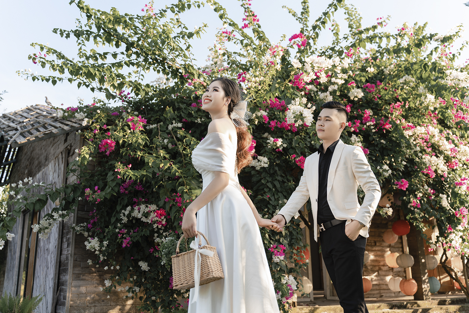 Cách trang điểm cô dâu cho tiệc cưới ngoài trời