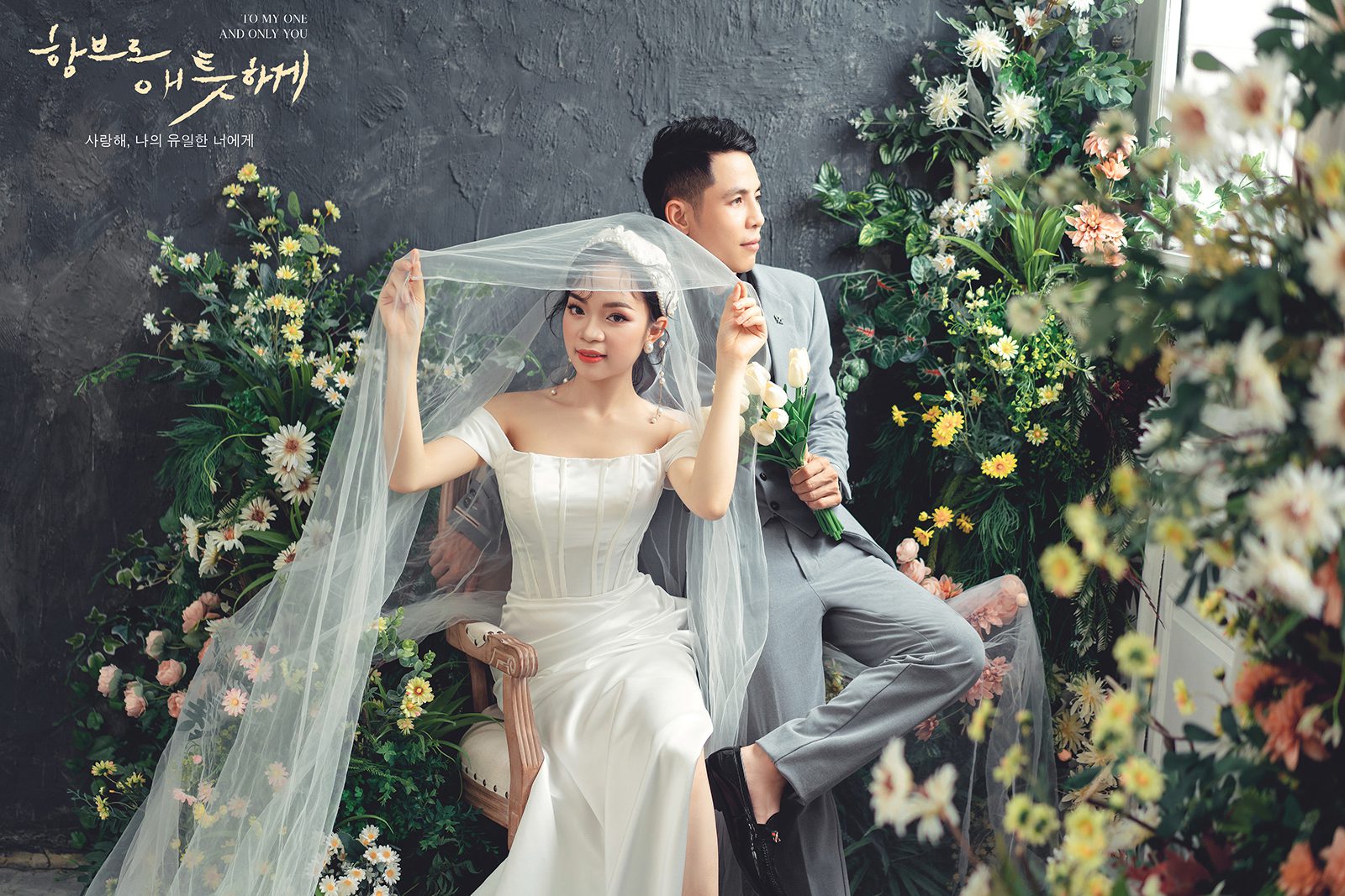 Tổng hợp các mẫu váy cưới đi bàn đẹp và thanh lịch cho cô dâu