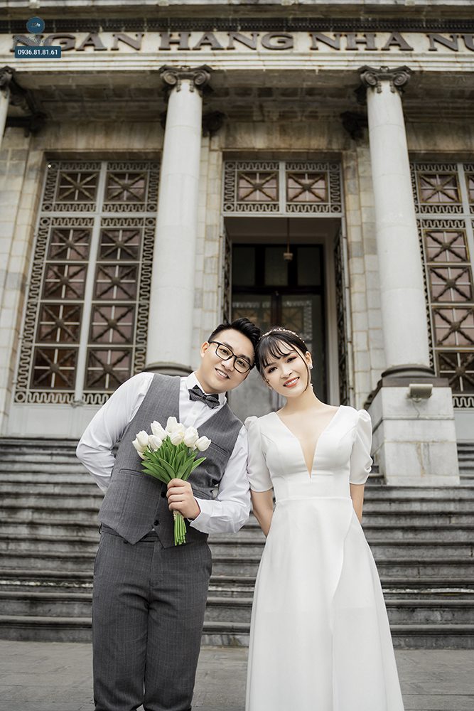 Chuẩn bị bộ váy cưới thứ hai