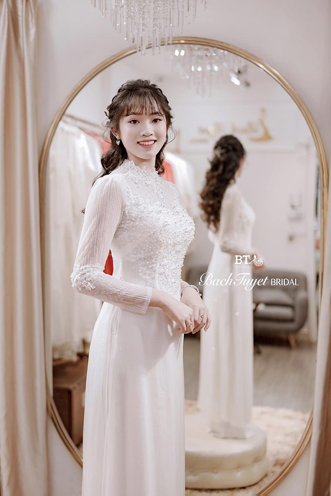 Áo dài cưới màu trắng