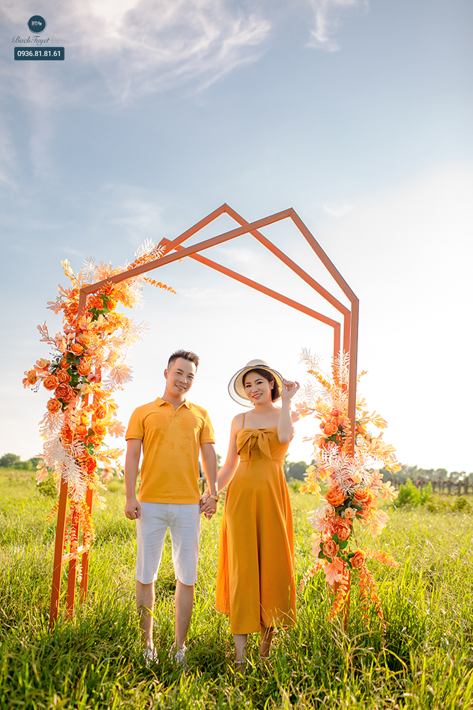 Lựa chọn đồ đôi chụp ảnh cưới - tại sao không