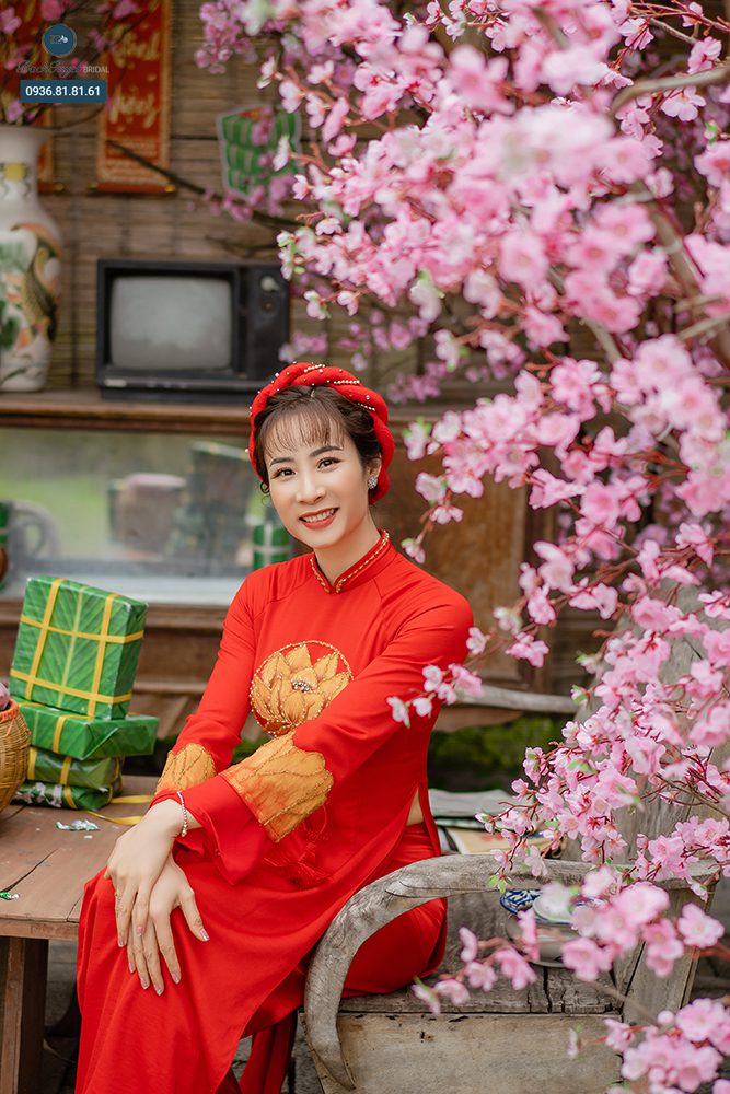 Áo dài - Lựa chọn không thể thiếu trong dịp lễ Tết