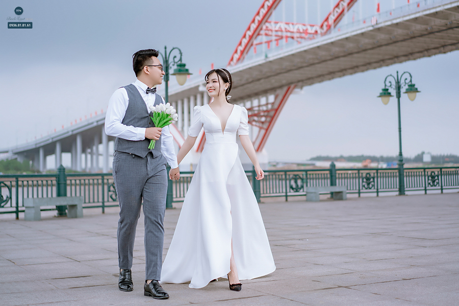 Bắt trend chụp ảnh cưới street style, tại sao không? Trang phục chụp ảnh cưới street style