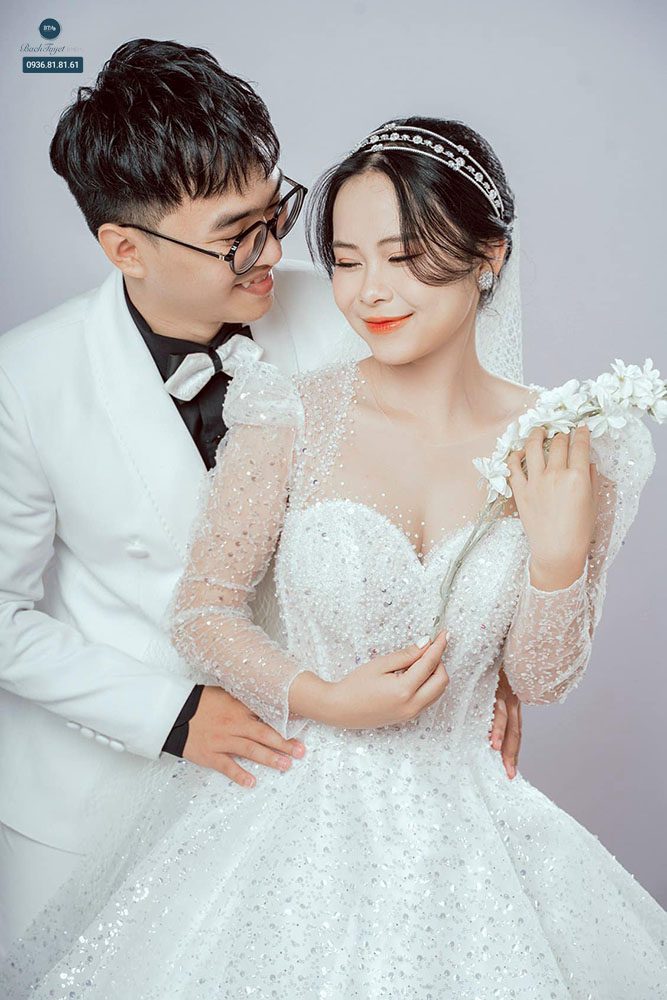 Lên ý tưởng về cách tạo dáng chụp ảnh cưới 