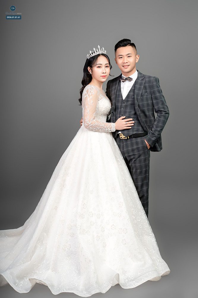 kích thước ảnh cưới để cổng