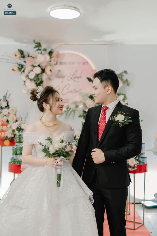 Hoa cưới cầm tay cho đám cưới mùa hè 