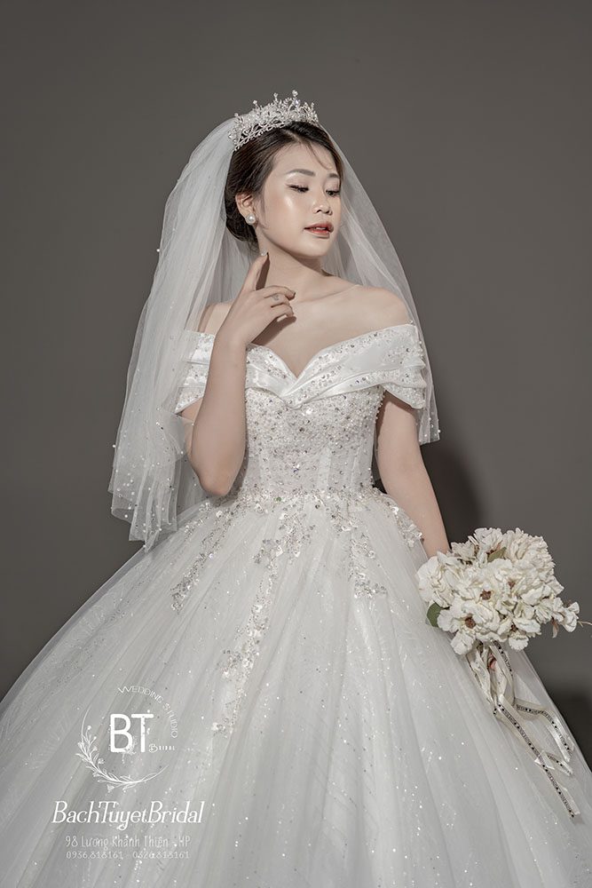 Váy cưới luxury dáng công chúa 