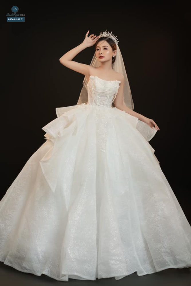 Váy cưới luxury dáng cúp ngực