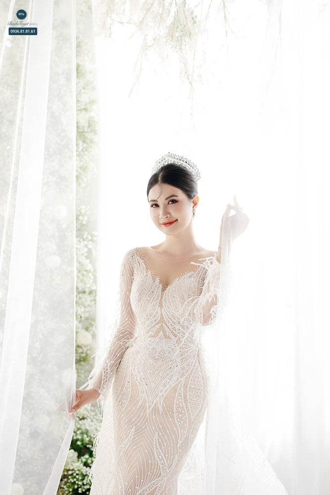 Chọn váy cưới theo xu hướng