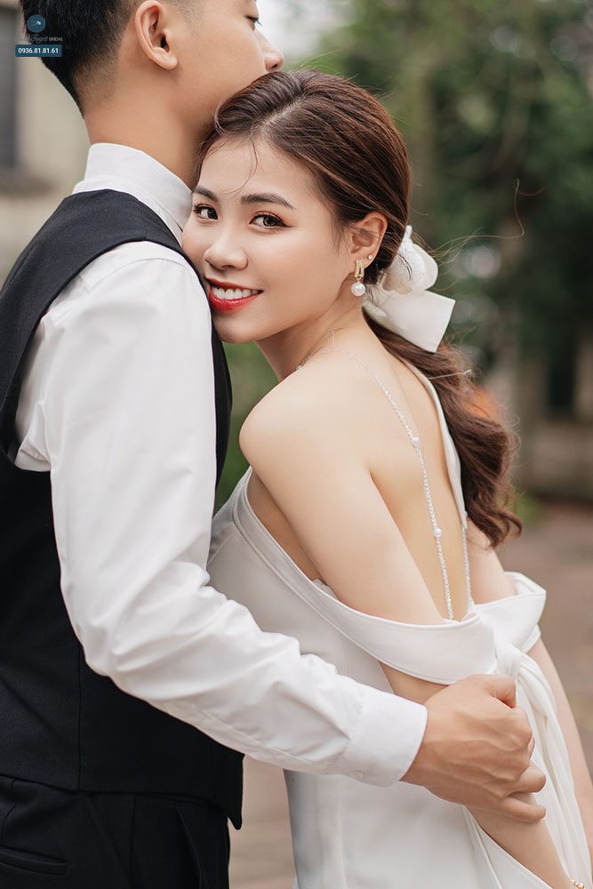 Cách trang điểm của studio chụp ảnh cưới