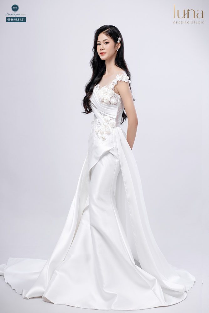 Các chi tiết tạo điểm nhấn cho váy cưới satin