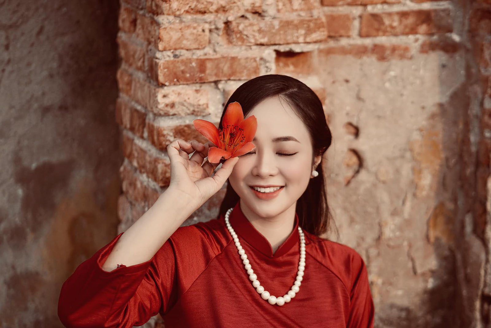 Cần lưu ý gì khi chụp ảnh Tết với áo dài để có bộ ảnh ưng ý?