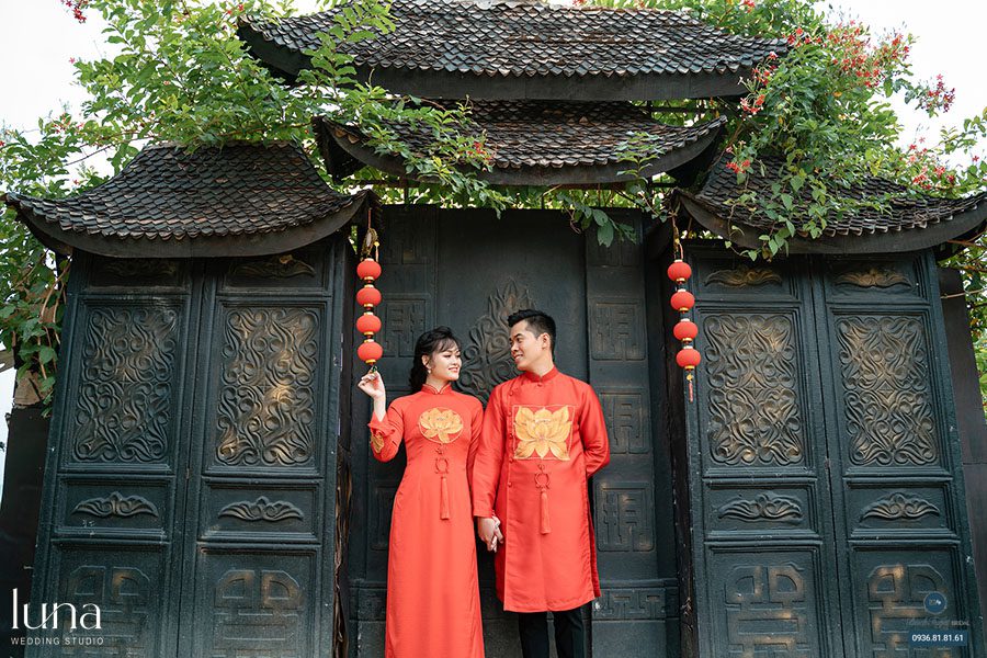 Cách phối đồ khi mặc áo dài cưới chú rể 