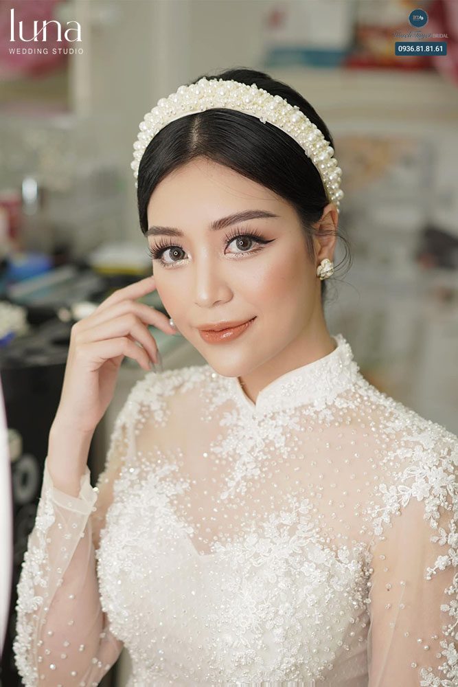 Trang sức phối cùng áo dài cưới 